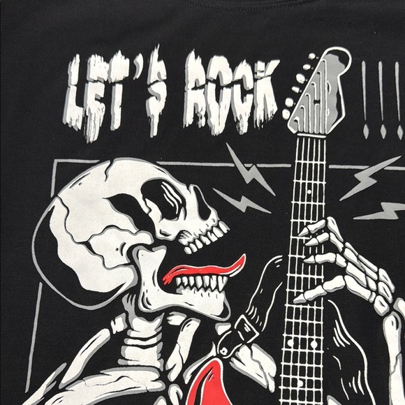 ROMWE Black and Red Short Sleeve Tee with Skeleton Graphic - Picture 5 of 5